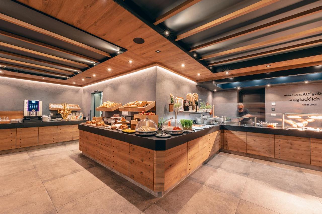 Zillergrundrock Luxury Mountain Resort マイヤーホーフェン エクステリア 写真