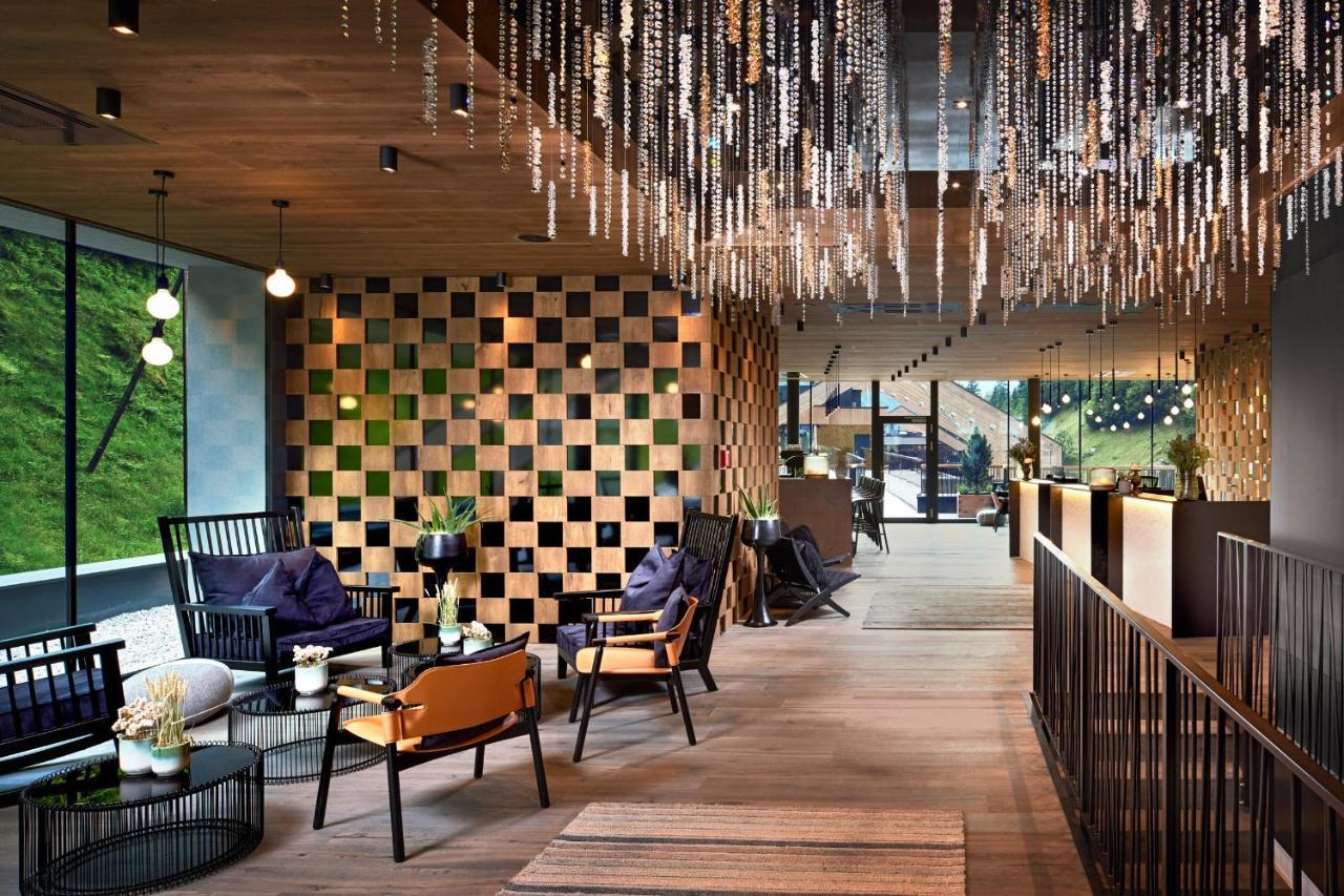 Zillergrundrock Luxury Mountain Resort マイヤーホーフェン エクステリア 写真