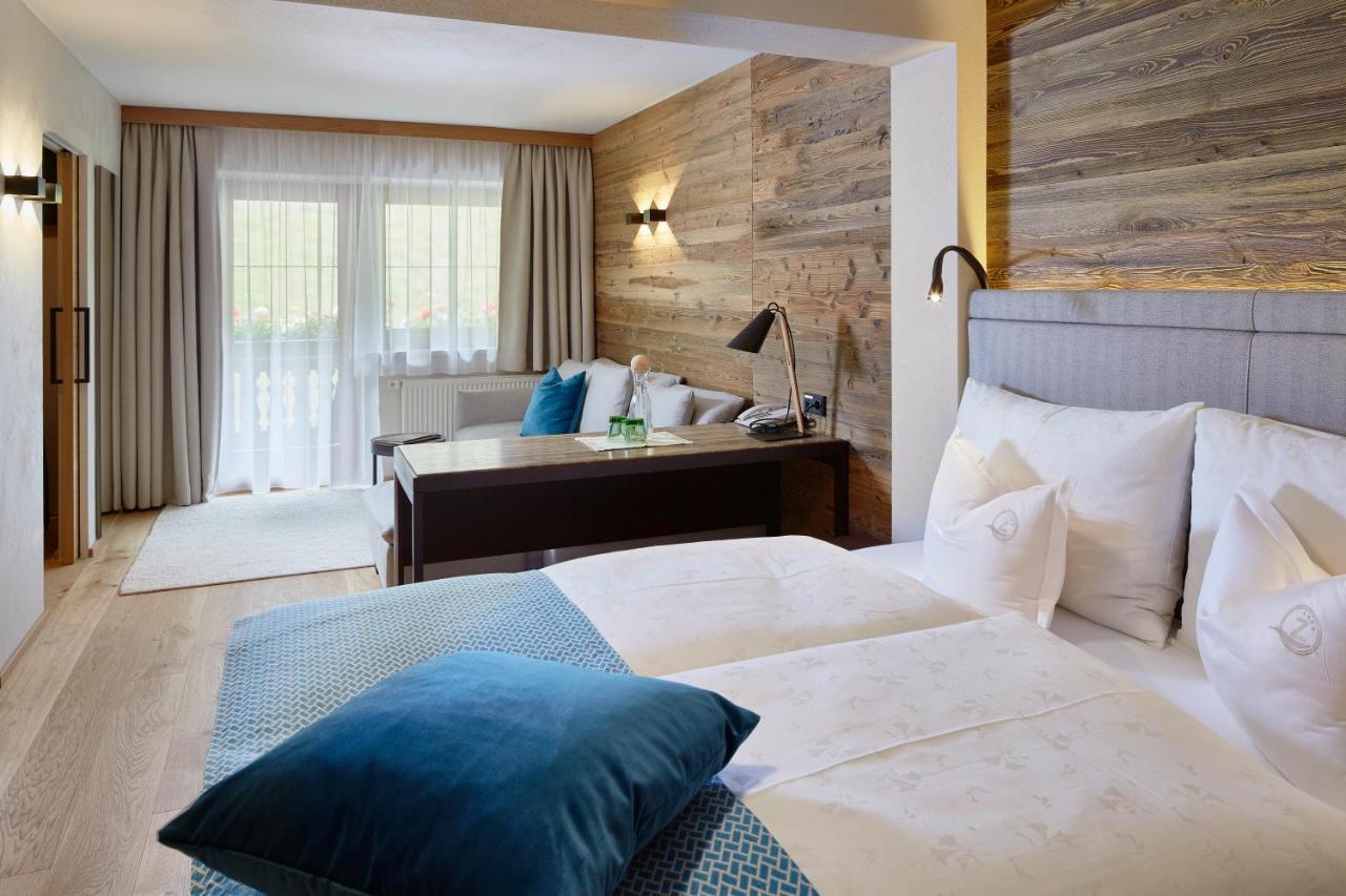 Zillergrundrock Luxury Mountain Resort マイヤーホーフェン エクステリア 写真