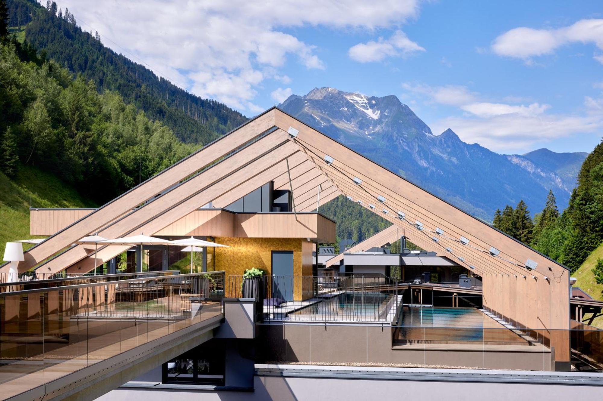Zillergrundrock Luxury Mountain Resort マイヤーホーフェン エクステリア 写真
