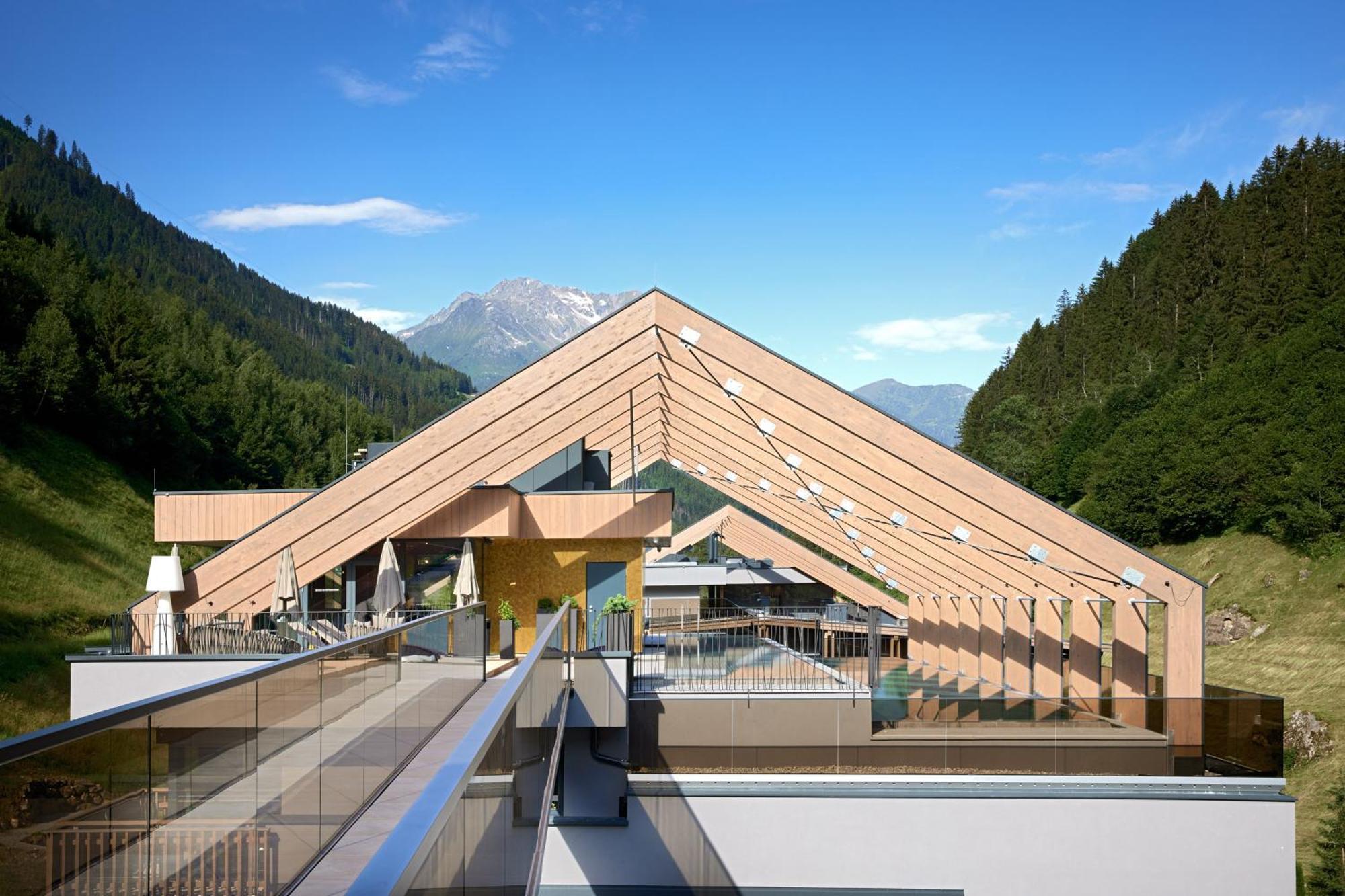 Zillergrundrock Luxury Mountain Resort マイヤーホーフェン エクステリア 写真